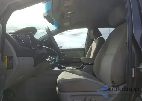 2015 Kia Sedona Lx from USA, damaged, VIN KNDMB5C10F6036287